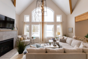 Living room electricity decoration with cove LED lighting and pendant fixture